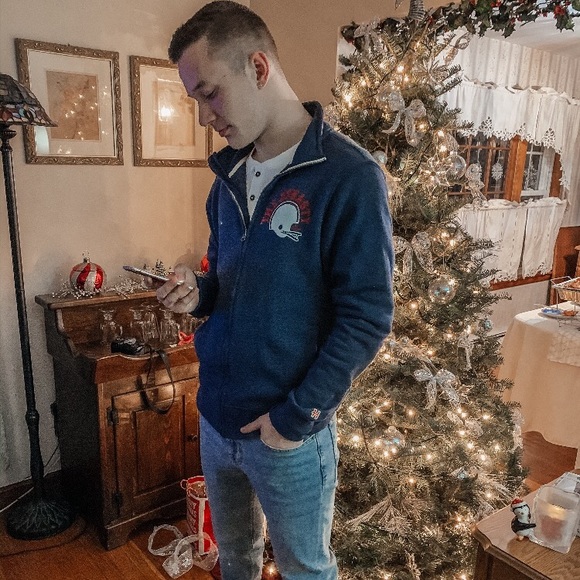 Meet your Posher, Tyler - Picture 1 of 1